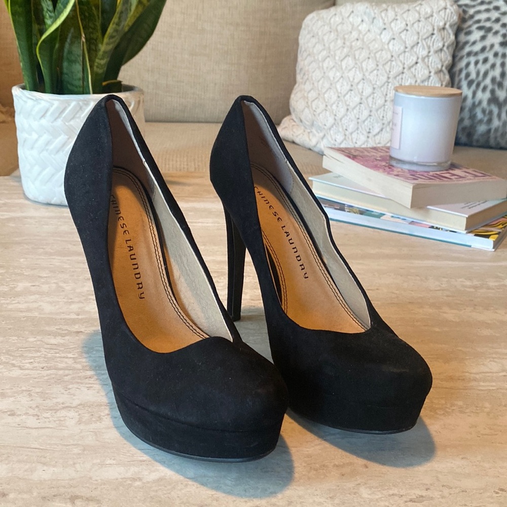 Black Pumps | Size 7.5